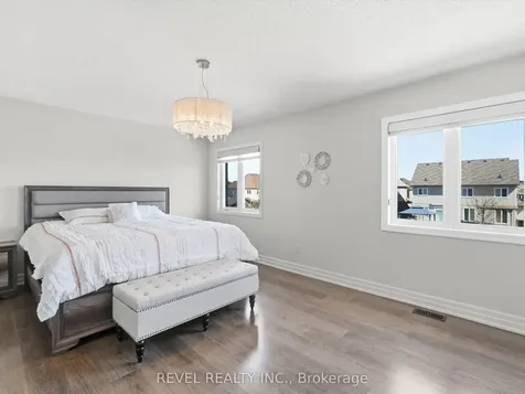 17 Mount Crescent Essa ON L3W 0N4