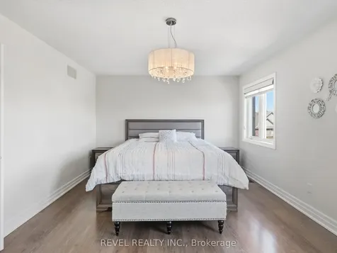 17 Mount Crescent Essa ON L3W 0N4