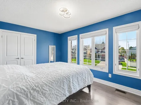 17 Mount Crescent Essa ON L3W 0N4