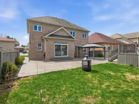 17 Mount Crescent Essa ON L3W 0N4