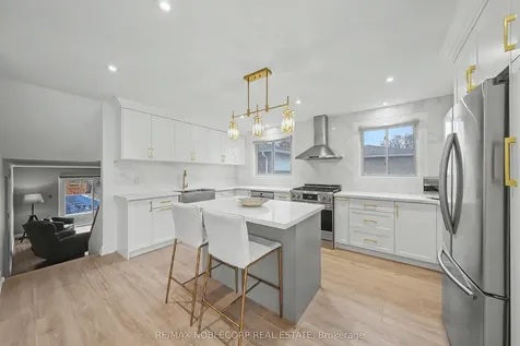 24 Maple Avenue W New Tecumseth ON L0G 1A0