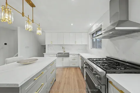 24 Maple Avenue W New Tecumseth ON L0G 1A0