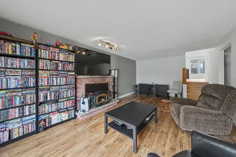 24 Maple Avenue W New Tecumseth ON L0G 1A0