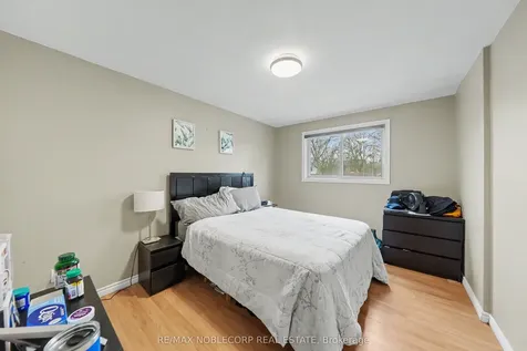 24 Maple Avenue W New Tecumseth ON L0G 1A0