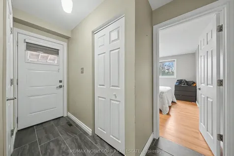 24 Maple Avenue W New Tecumseth ON L0G 1A0