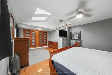 24 Maple Avenue W New Tecumseth ON L0G 1A0