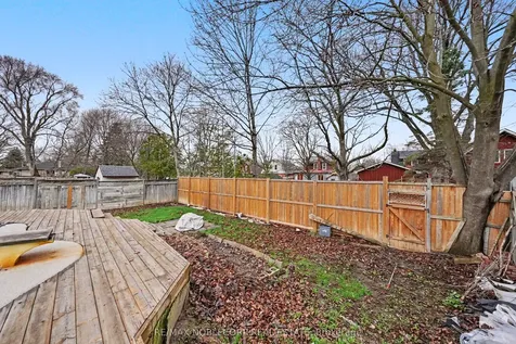 24 Maple Avenue W New Tecumseth ON L0G 1A0