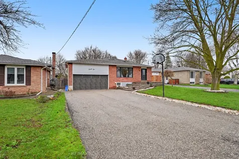 24 Maple Avenue W New Tecumseth ON L0G 1A0