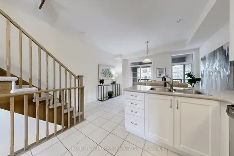 34 Stoeber Lane Markham ON L6B 1R2