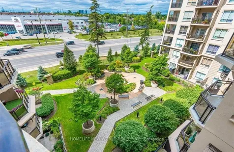 8 Maison Parc Court Vaughan ON L4J 9K5