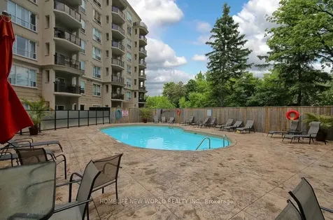 8 Maison Parc Court Vaughan ON L4J 9K5