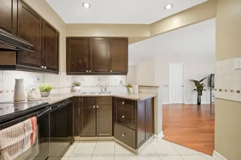 8501 Bayview Avenue Richmond Hill ON L4B 3J7