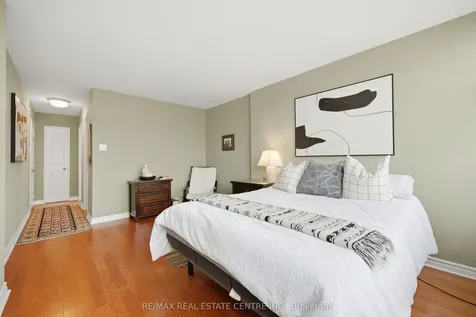 8501 Bayview Avenue Richmond Hill ON L4B 3J7