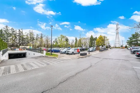 8501 Bayview Avenue Richmond Hill ON L4B 3J7