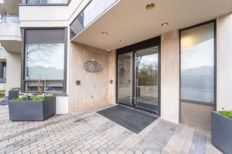 8501 Bayview Avenue Richmond Hill ON L4B 3J7