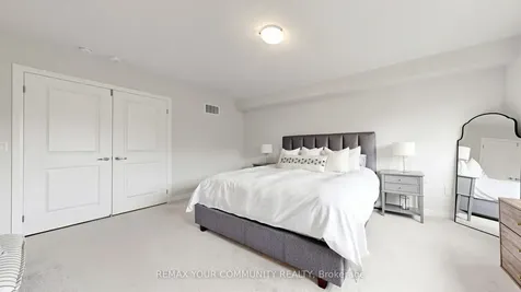 63 Landolfi Way Bradford West Gwillimbury ON L3Z 4L7
