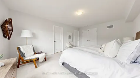 63 Landolfi Way Bradford West Gwillimbury ON L3Z 4L7
