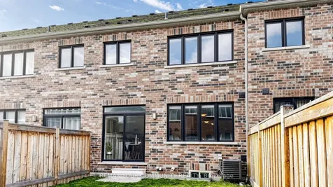 63 Landolfi Way Bradford West Gwillimbury ON L3Z 4L7