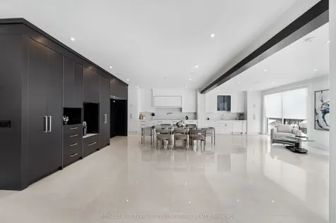 85 Crestwood Road Vaughan ON L4J 1A4