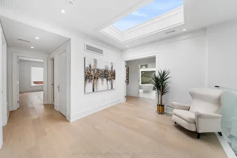 85 Crestwood Road Vaughan ON L4J 1A4