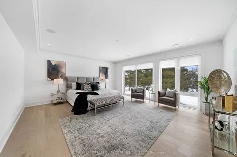 85 Crestwood Road Vaughan ON L4J 1A4