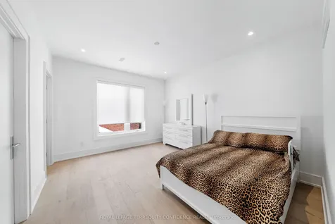 85 Crestwood Road Vaughan ON L4J 1A4