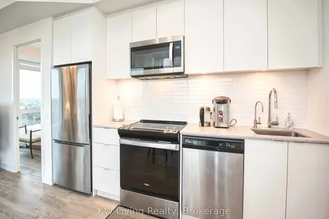 3 Rosewater Street Richmond Hill ON L4C 5T6