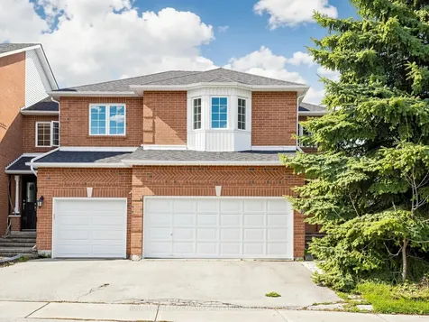 16 Nottingham Drive Richmond Hill ON L4S 1Z6