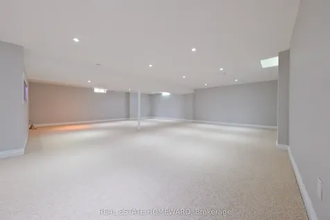 1283 Vincent Crescent Innisfil ON L9S 1Z6