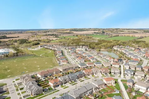 97 Mcgahey Street New Tecumseth ON L0G 1W0