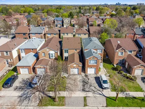 120 Glenmanor Way Vaughan ON L4J 3E5