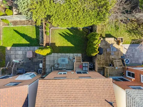 120 Glenmanor Way Vaughan ON L4J 3E5