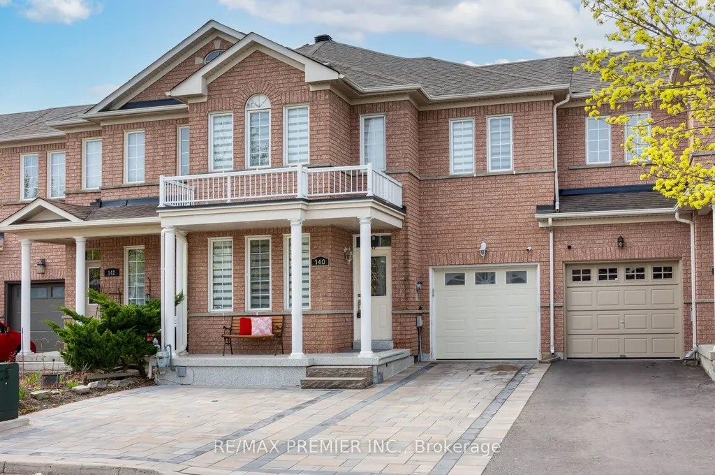 140 Dolce Crescent Vaughan ON L4H 3C7