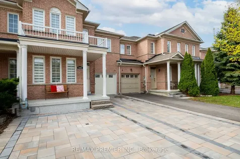 140 Dolce Crescent Vaughan ON L4H 3C7
