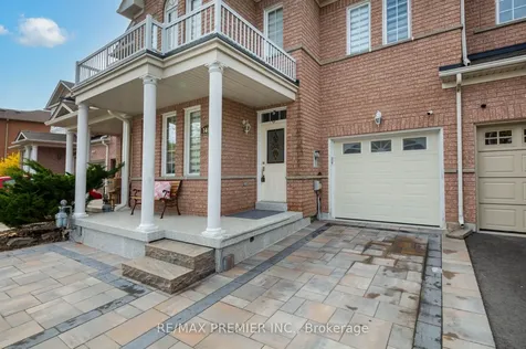 140 Dolce Crescent Vaughan ON L4H 3C7