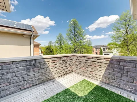 34 Willow Tree Street Vaughan ON L6A 2S2