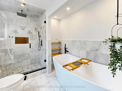34 Willow Tree Street Vaughan ON L6A 2S2