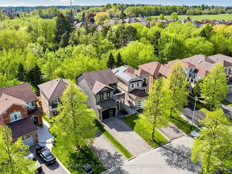 34 Willow Tree Street Vaughan ON L6A 2S2