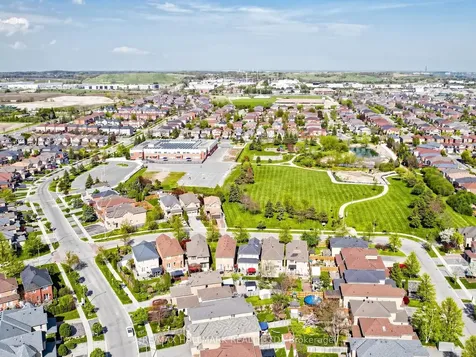 34 Willow Tree Street Vaughan ON L6A 2S2