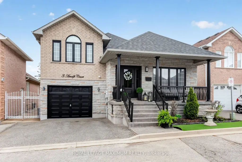 3 Amalfi Court Vaughan ON L4L 9S2