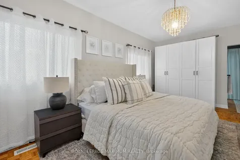 3 Amalfi Court Vaughan ON L4L 9S2