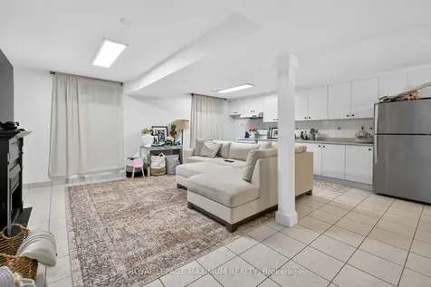 3 Amalfi Court Vaughan ON L4L 9S2