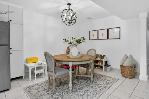3 Amalfi Court Vaughan ON L4L 9S2