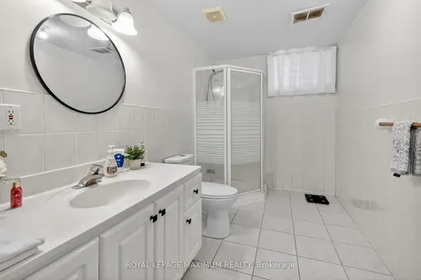 3 Amalfi Court Vaughan ON L4L 9S2