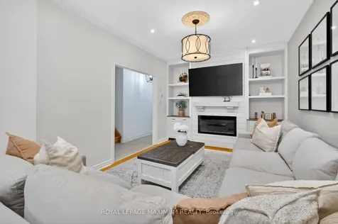 3 Amalfi Court Vaughan ON L4L 9S2