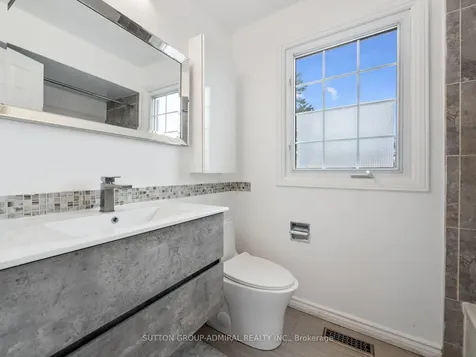 348 Brownridge Drive Vaughan ON L4J 5W9
