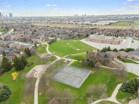 348 Brownridge Drive Vaughan ON L4J 5W9