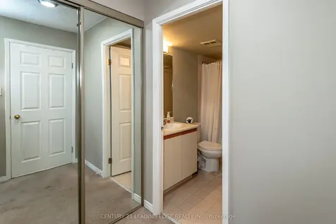 309 Major Mackenzie Drive E Richmond Hill ON L4C 9V5