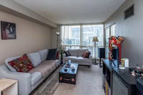 309 Major Mackenzie Drive E Richmond Hill ON L4C 9V5