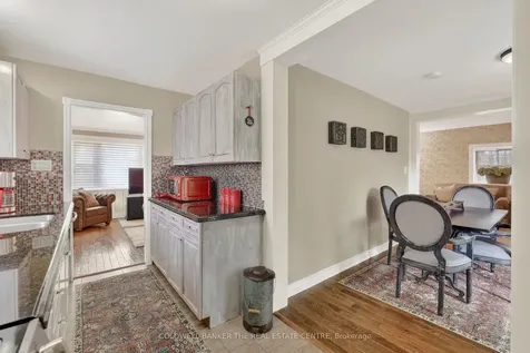 64 Niagara Street Newmarket ON L3Y 4E6